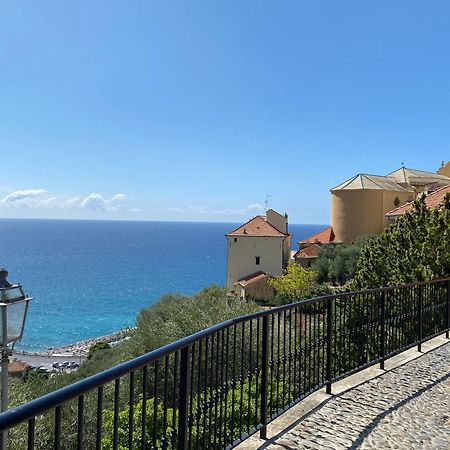 La Finestra Sul Borgo Bed & Breakfast แชร์โว ภายนอก รูปภาพ