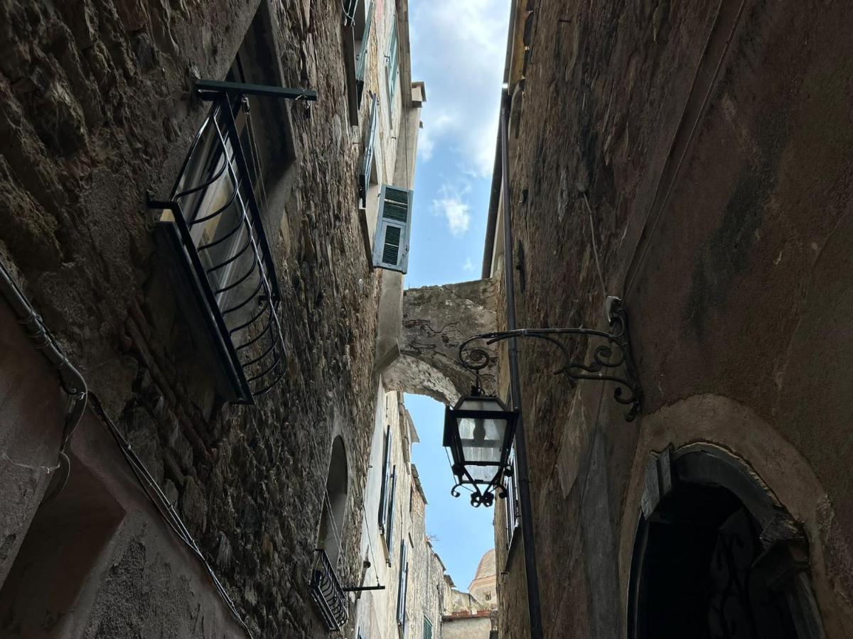 La Finestra Sul Borgo Bed & Breakfast แชร์โว ภายนอก รูปภาพ