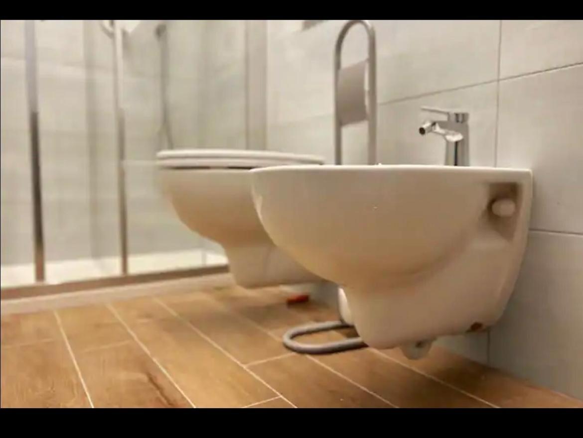 La Finestra Sul Borgo Bed & Breakfast แชร์โว ภายนอก รูปภาพ