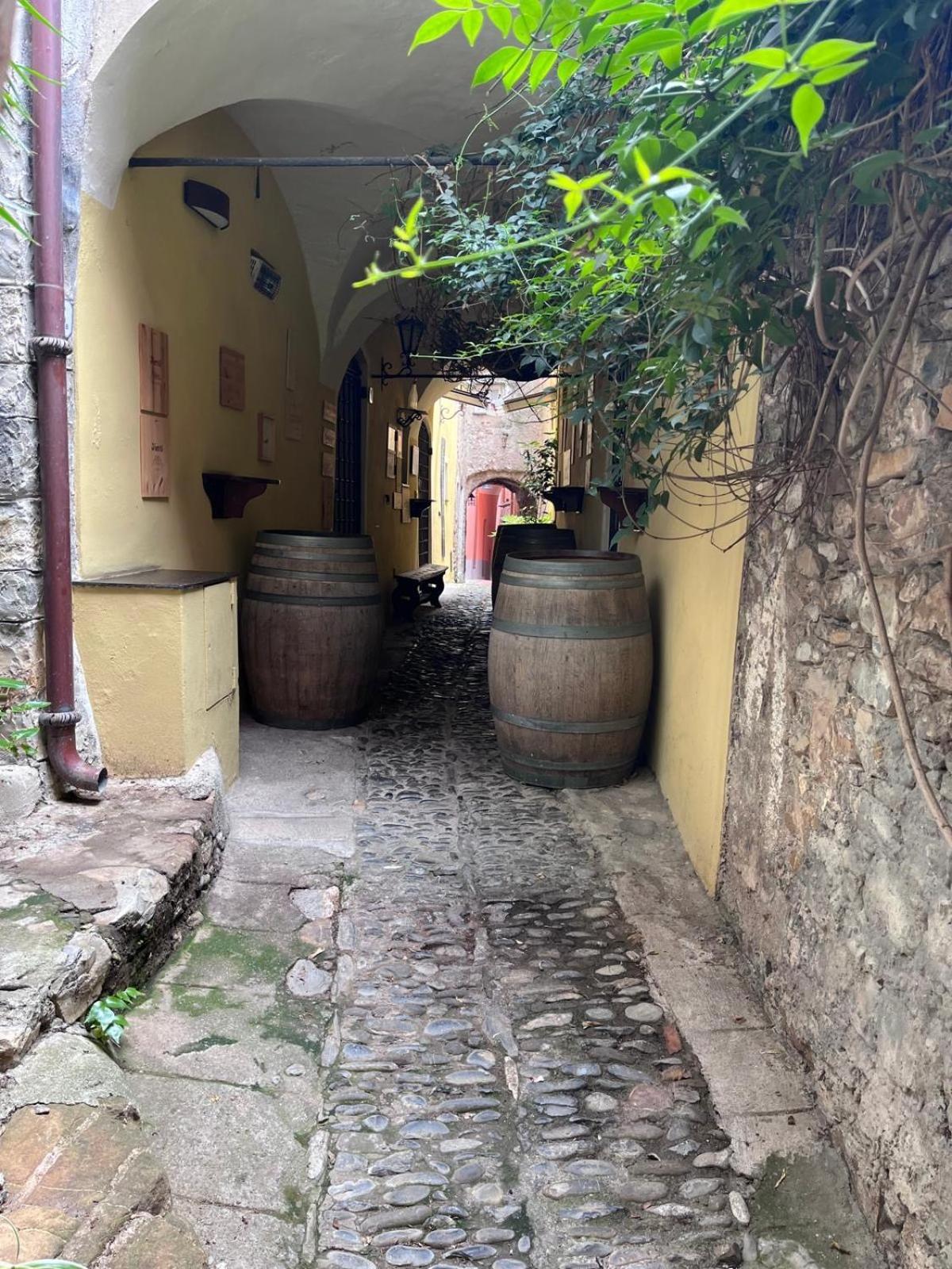 La Finestra Sul Borgo Bed & Breakfast แชร์โว ภายนอก รูปภาพ