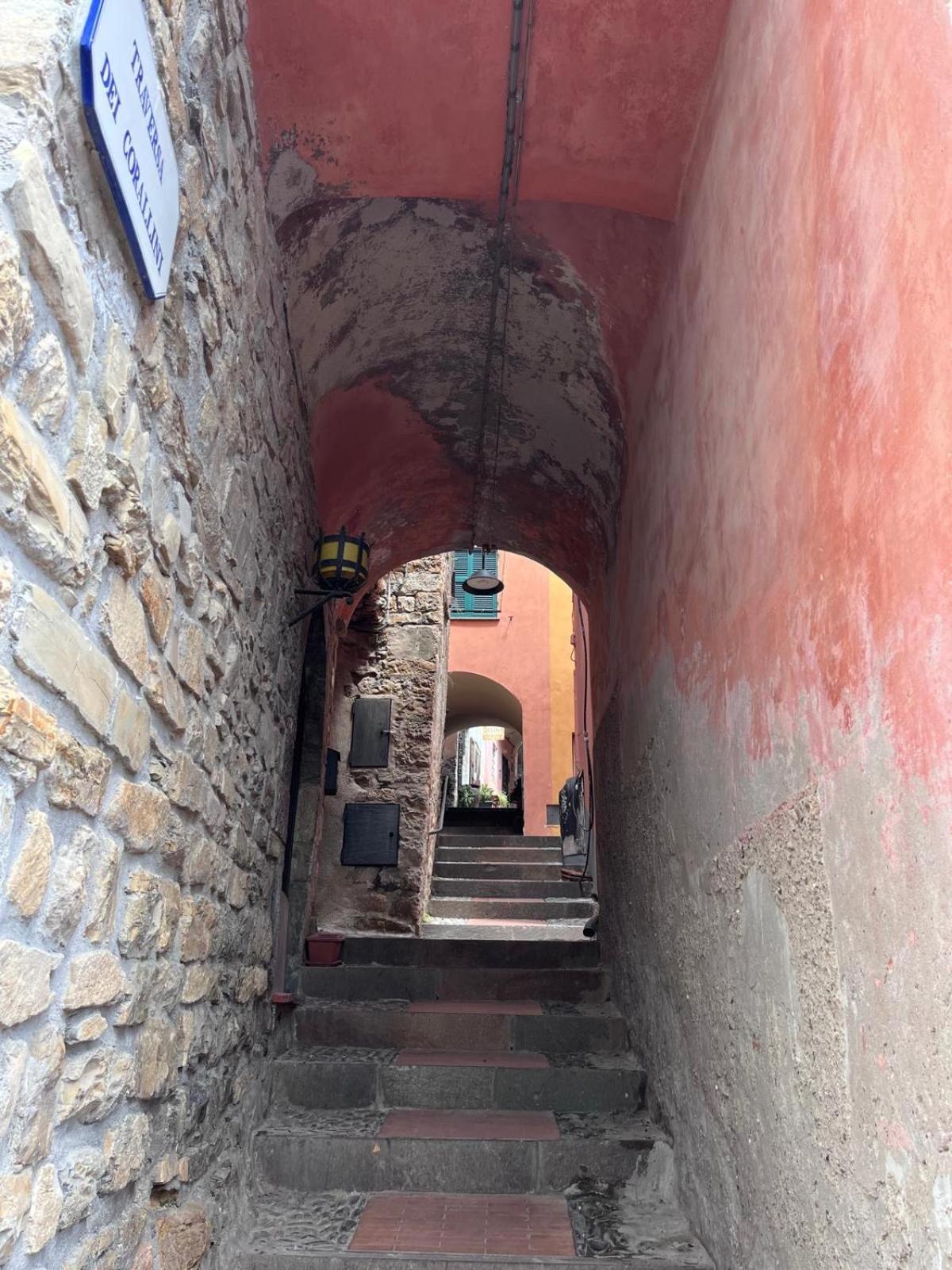 La Finestra Sul Borgo Bed & Breakfast แชร์โว ภายนอก รูปภาพ